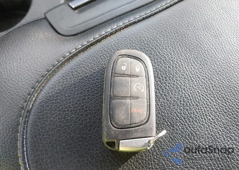 2021 Ram 1500 Classic Warlock 4X4 6'4 Box z USA, uszkodzony, nr VIN 1C6RR7GG1MS562080